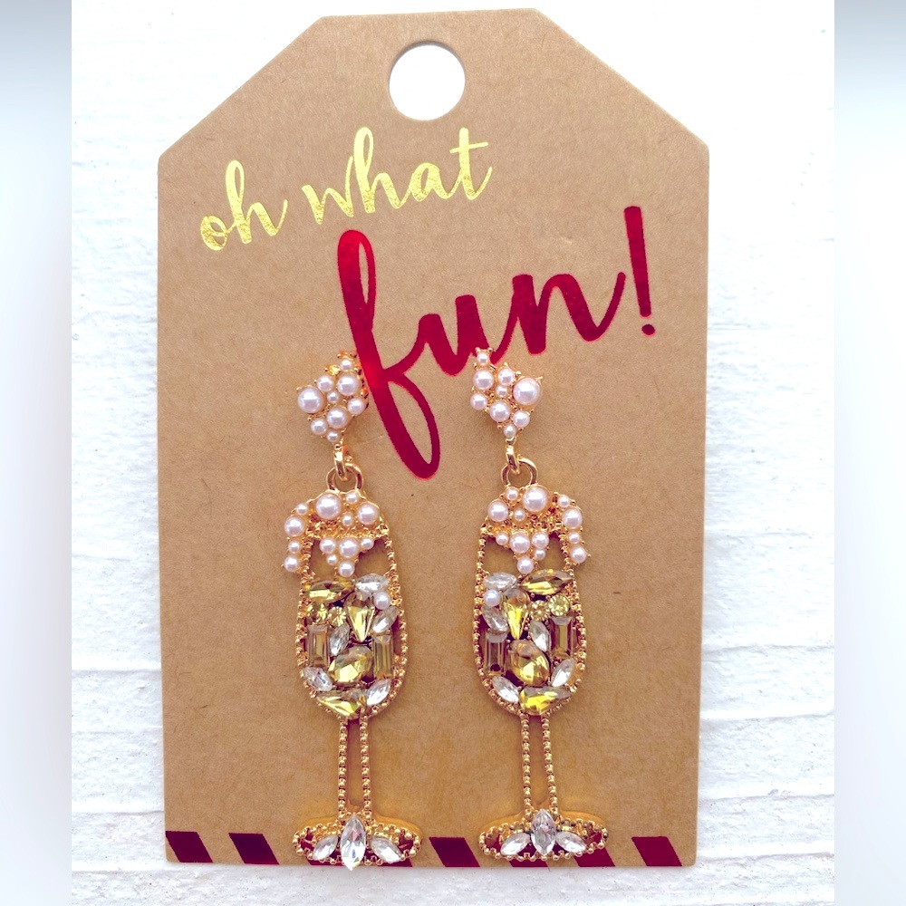 $5 - Champagne Glass Earrings🥂🍾